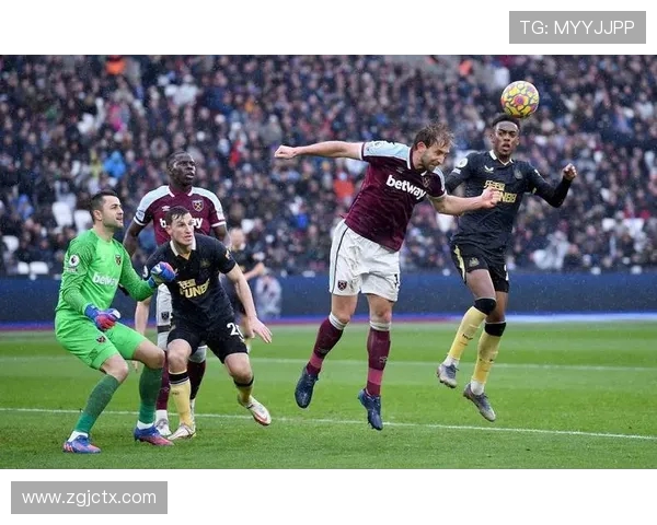 西汉姆逆袭巨人跌倒 3-1力克纽卡斯尔迎来精彩胜利